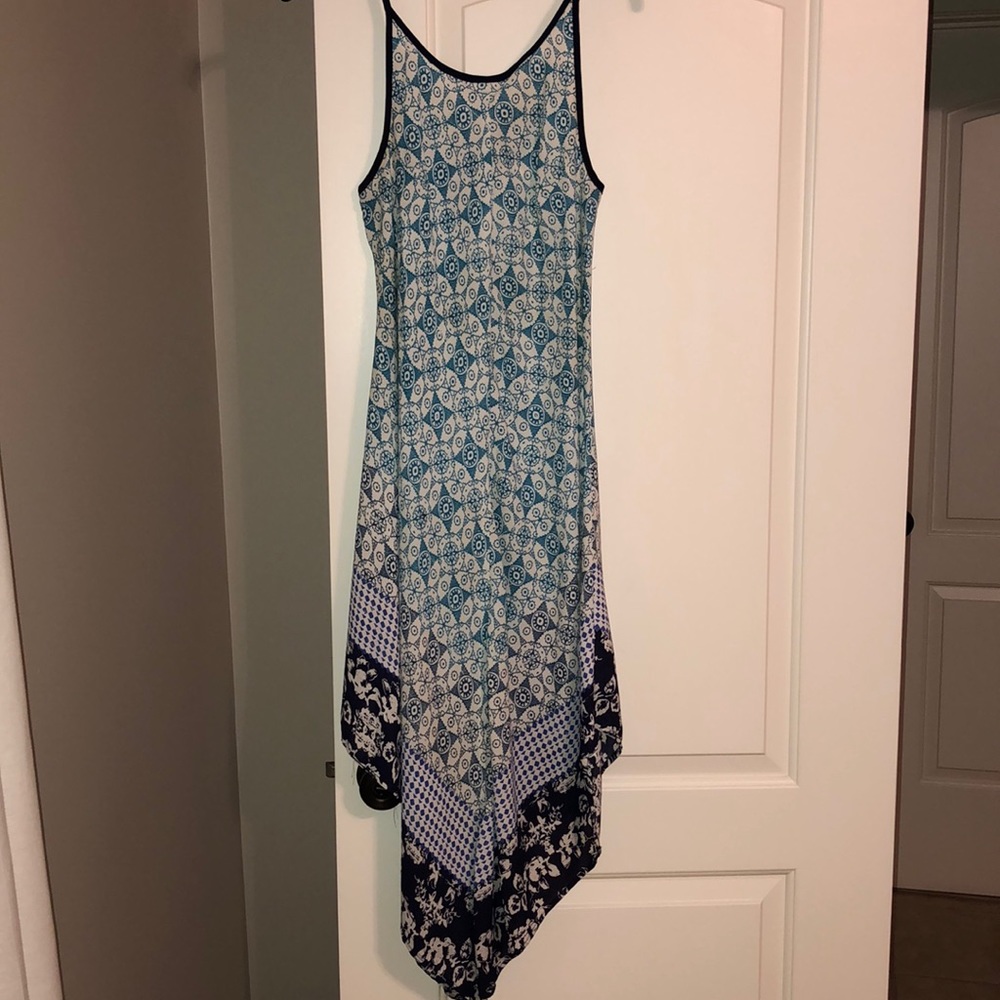 Dress - Picture 3 of 7